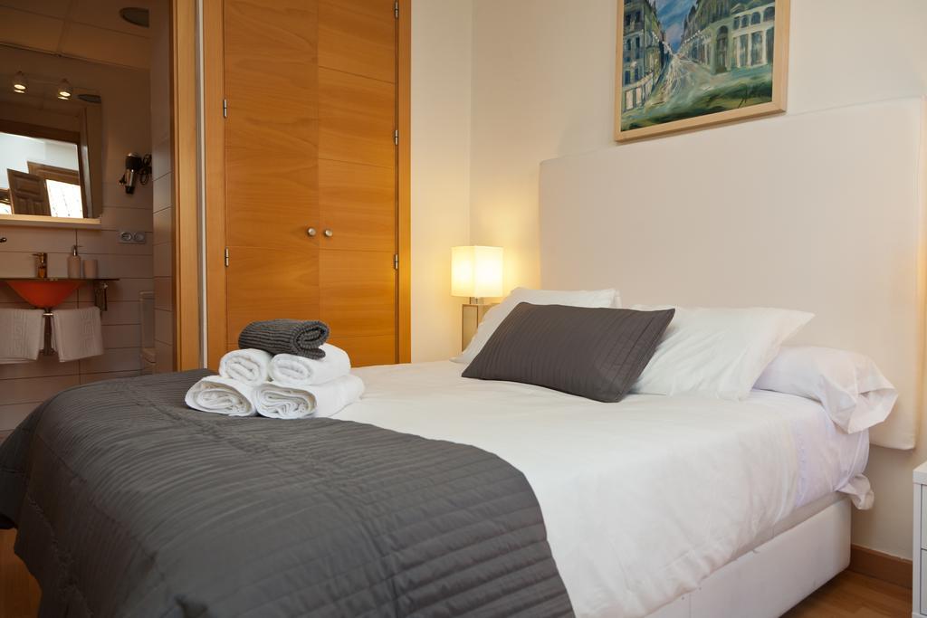 Apartamentos Elvira 21 Granada Zimmer foto