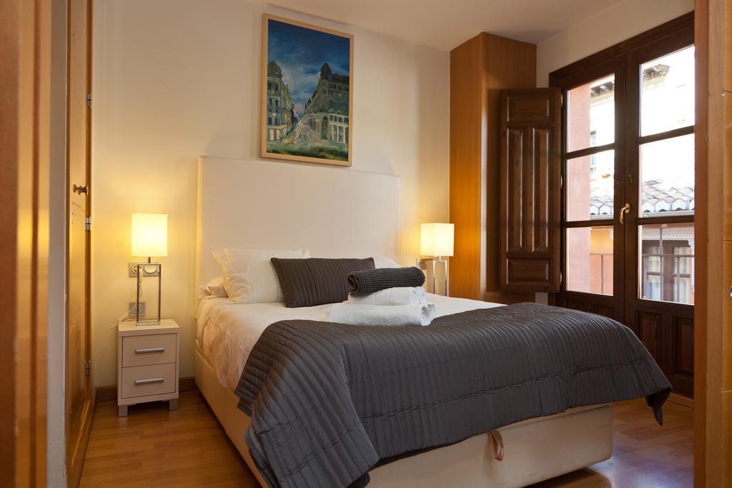 Apartamentos Elvira 21 Granada Zimmer foto