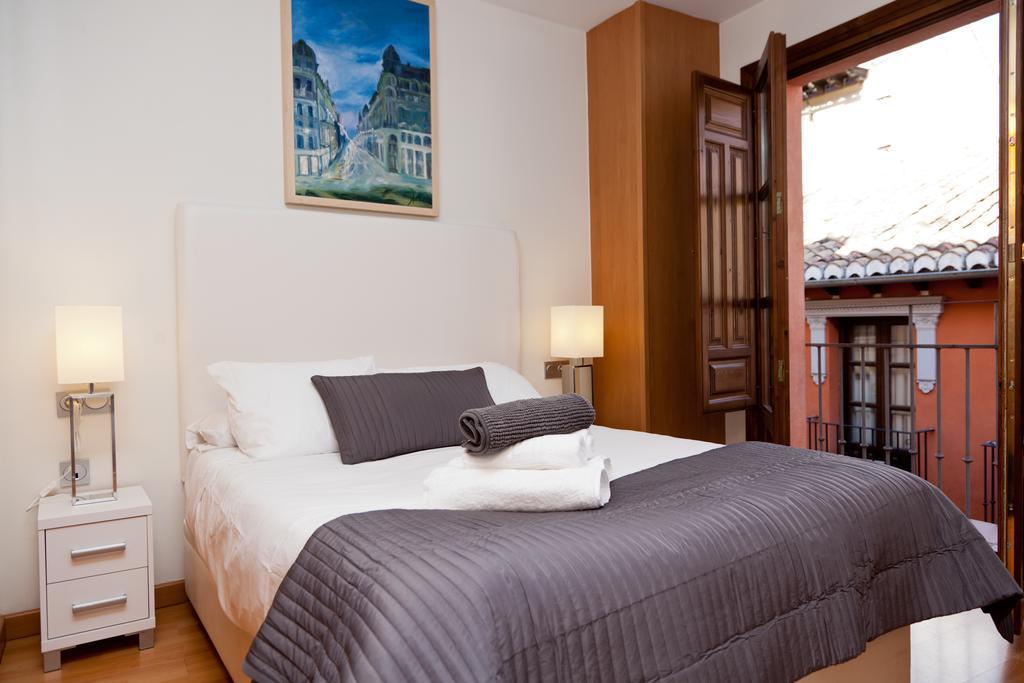 Apartamentos Elvira 21 Granada Zimmer foto
