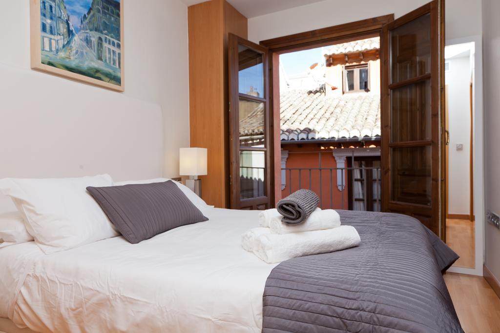 Apartamentos Elvira 21 Granada Zimmer foto