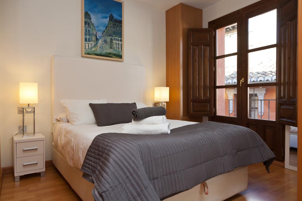Apartamentos Elvira 21 Granada Zimmer foto